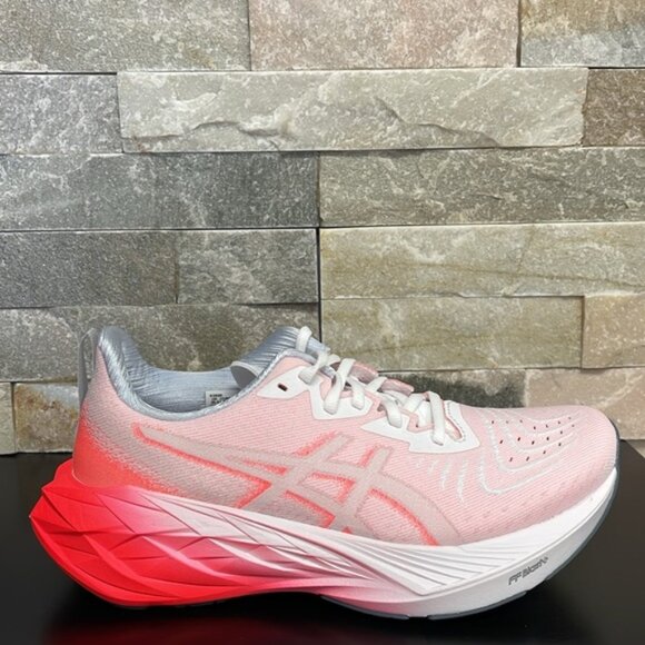 🛍️ ASICS Women's NOVABLAST 4 Running Shoes - Picture 5 of 6